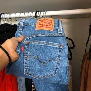 Levi's Mom Jeans High Rise Raw Hem - Size 25